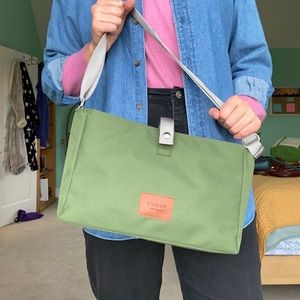 Pickup Travel tote